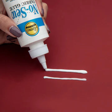 Aleenes No Sew Fabric Glue 4oz Bottle