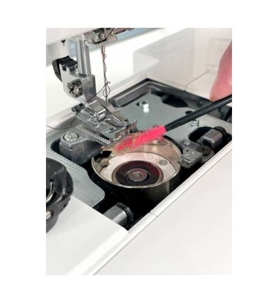 The Gypsy Quilter Every Nook and Cranny Cleaning Tools 4ct