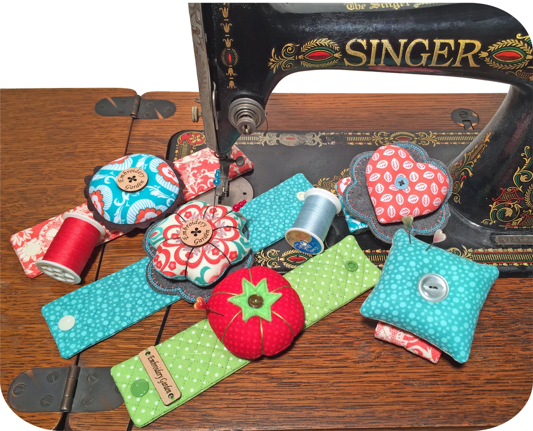 Embroidery Garden Sewing Craft Bundle (Exclusive)
