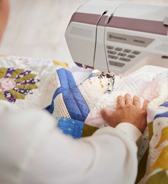 HUSQVARNA® VIKING® EPIC QUILT™ 97 Sewing Machine & Accessories Bundle