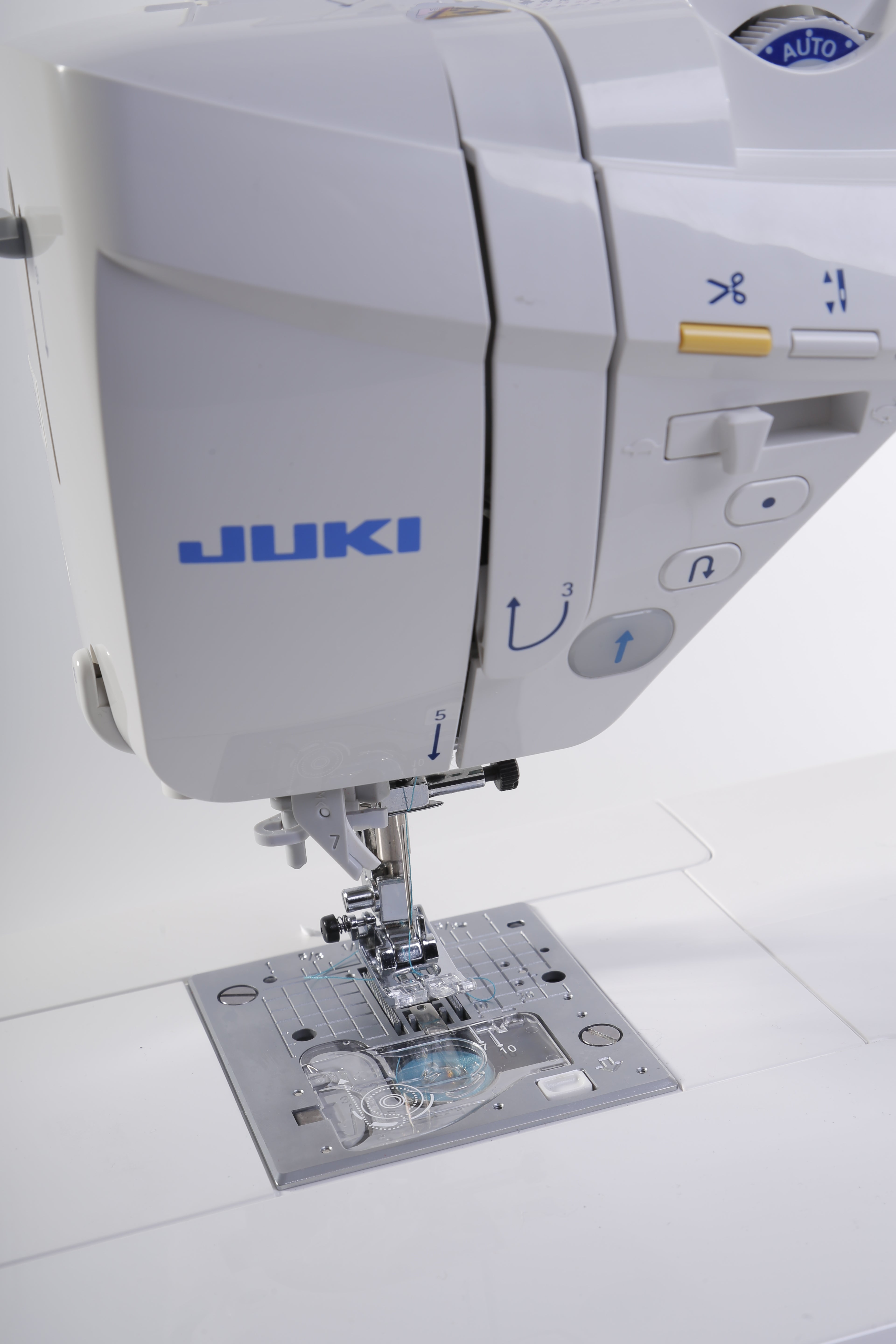 JUKI HZL-DX5 Sewing & Quilting Machine