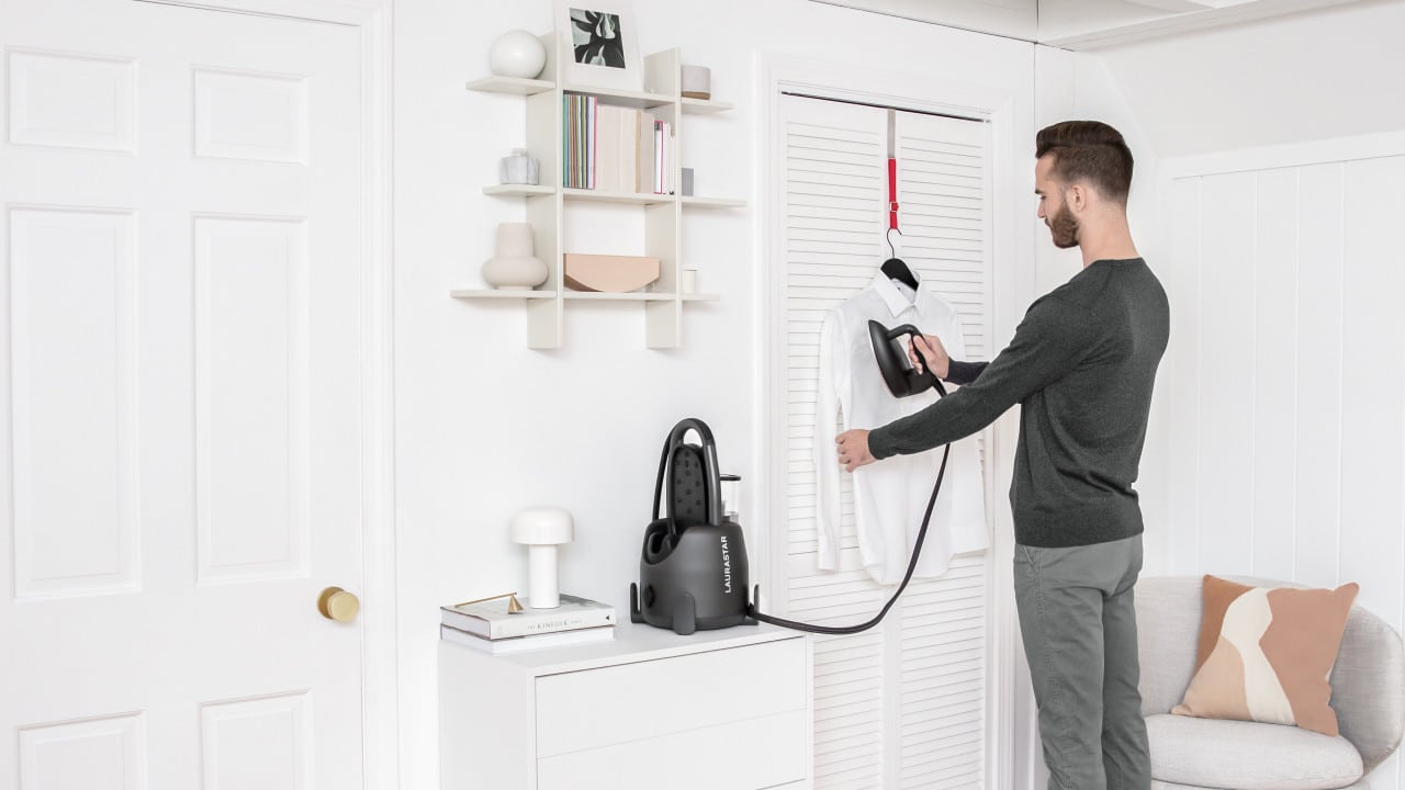 LAURASTAR LIFT XTRA TITAN STEAM IRON