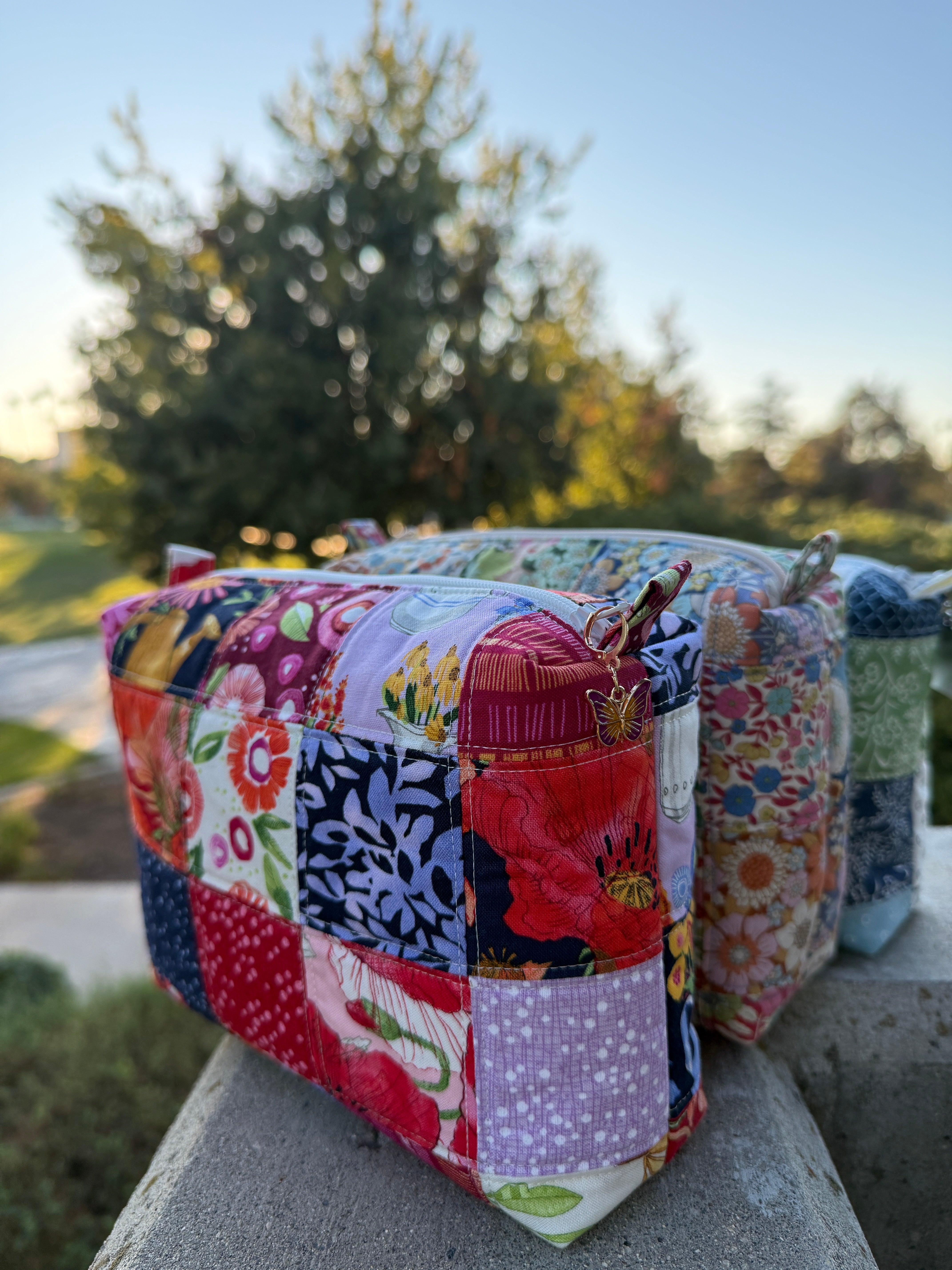 Charm Pack Zipper Tote 2/5/26 9:30a - 4p