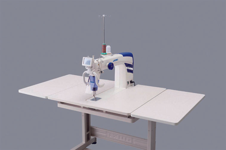 Juki Miyabi J-350 QVP-S Sit-Down Longarm Quilting Machine With Table