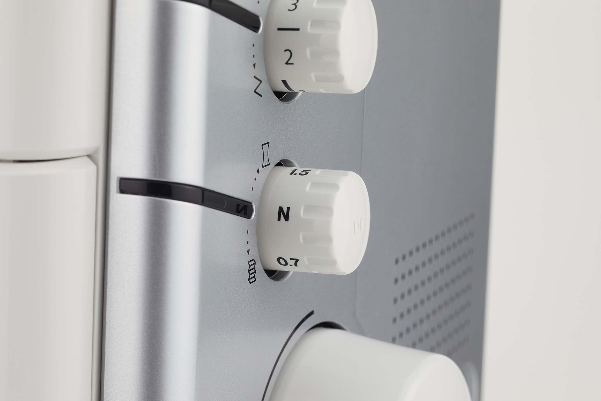 Juki MO-2800 2/3/4 Thread Air Threading Overlock Serger