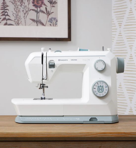 Refurbished HUSQVARNA® VIKING® ONYX™ 15 Sewing Machine