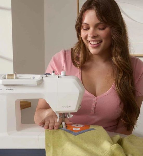 HUSQVARNA® VIKING® ONYX™ 30 Sewing Machine