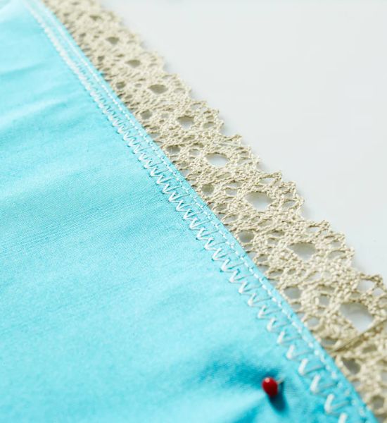 HUSQVARNA® VIKING® OPAL™ 650 Sewing Machine