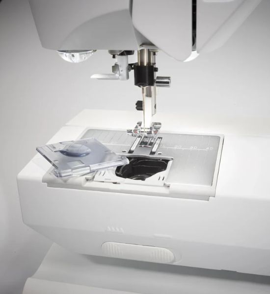 HUSQVARNA® VIKING® OPAL™ 670 Sewing Machine