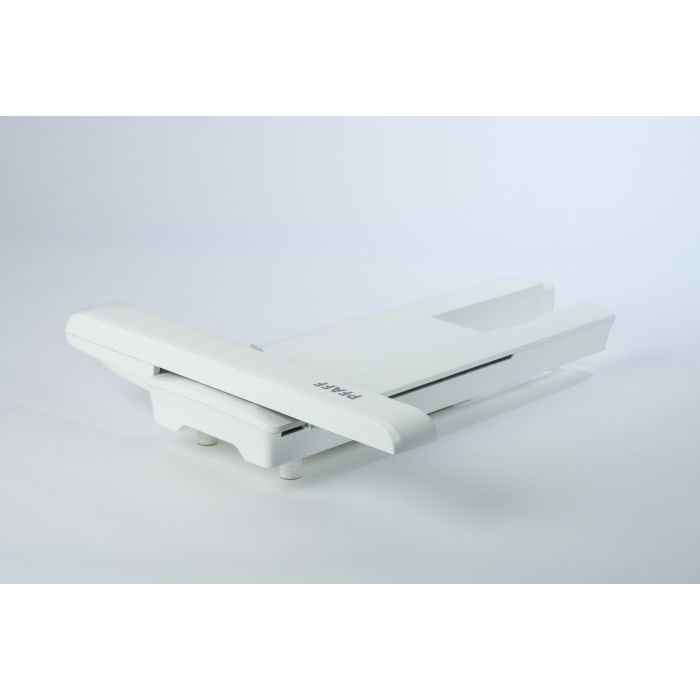 PFAFF® creative elevate™ 680 Embroidery Unit