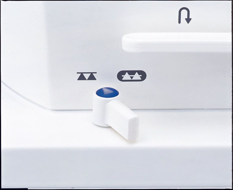 JUKI TL-2000Qi Sewing & Quilting Machine