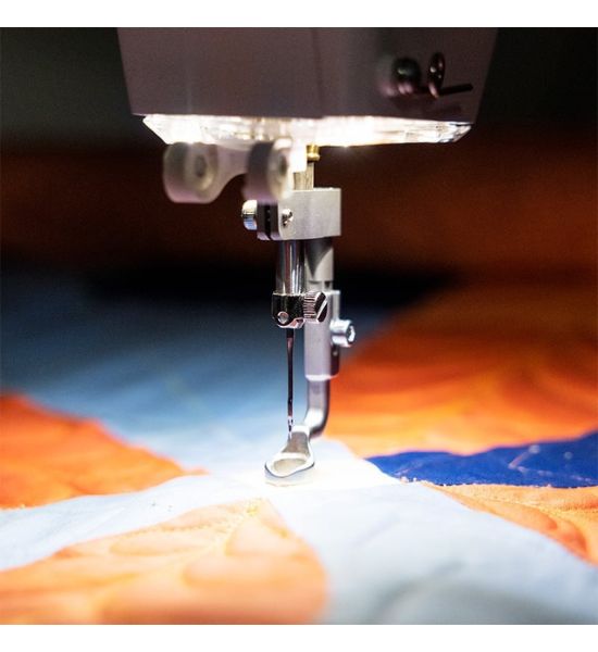 Q’nique 21X Elite Longarm Quilting Machine