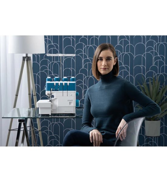 PFAFF® admire™ 1000 Overlock Machine