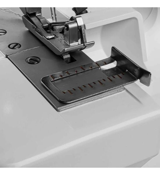 Refurbished PFAFF® admire™ 1000 Overlock Machine
