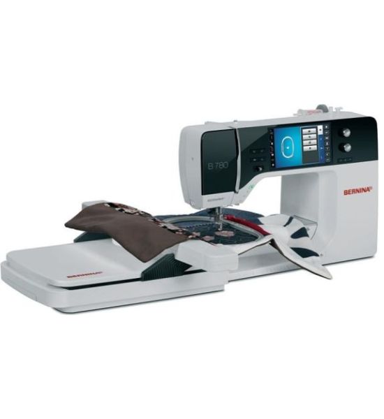 BERNINA 780 — Pre-Loved OPEN BOX