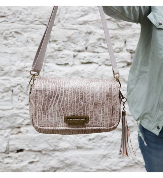 Carrie Bag Pattern — Sallie Tomato (LST185)