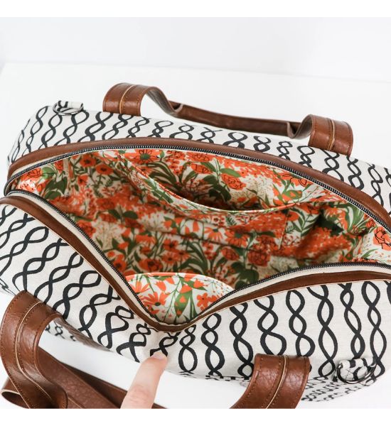 Casey Bag Pattern — Sallie Tomato (LST151)