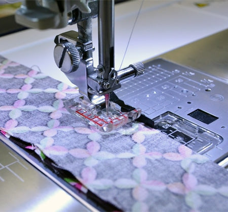 Clear view 1/4" Seam Foot