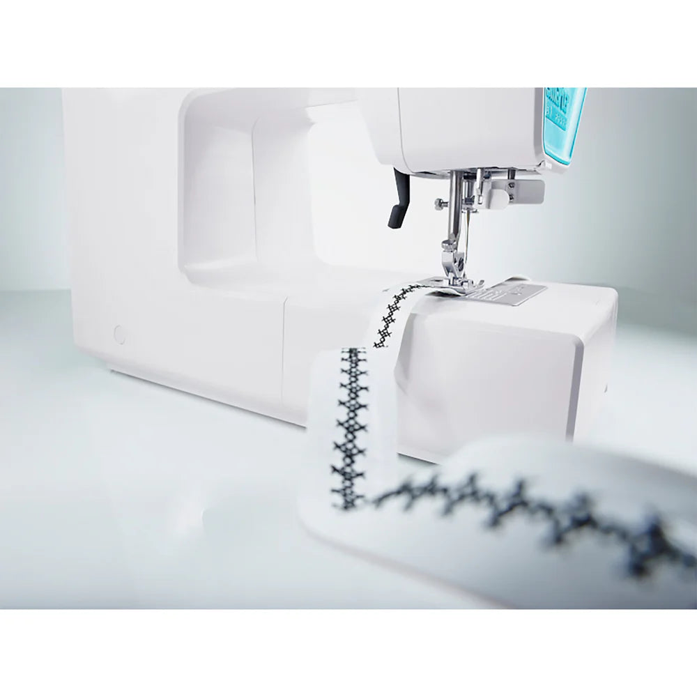 SMARTER BY PFAFF™ 260c Sewing Machine