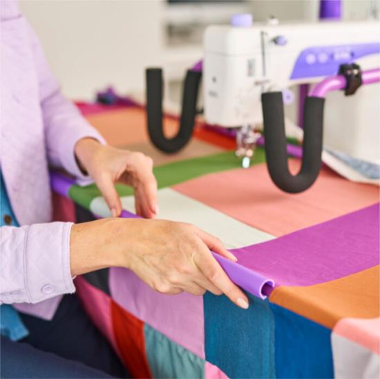 Handi Quilter FreeWay Quilting Frame