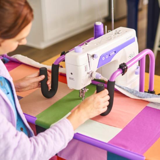 Handi Quilter FreeWay Quilting Frame