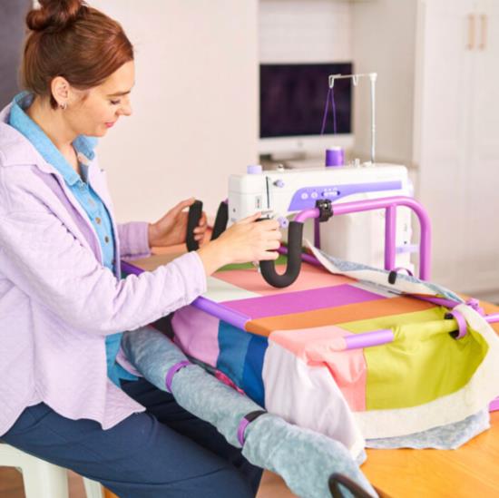Handi Quilter FreeWay Quilting Frame