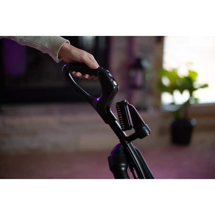 R25 Premium Pet Upright Vacuum