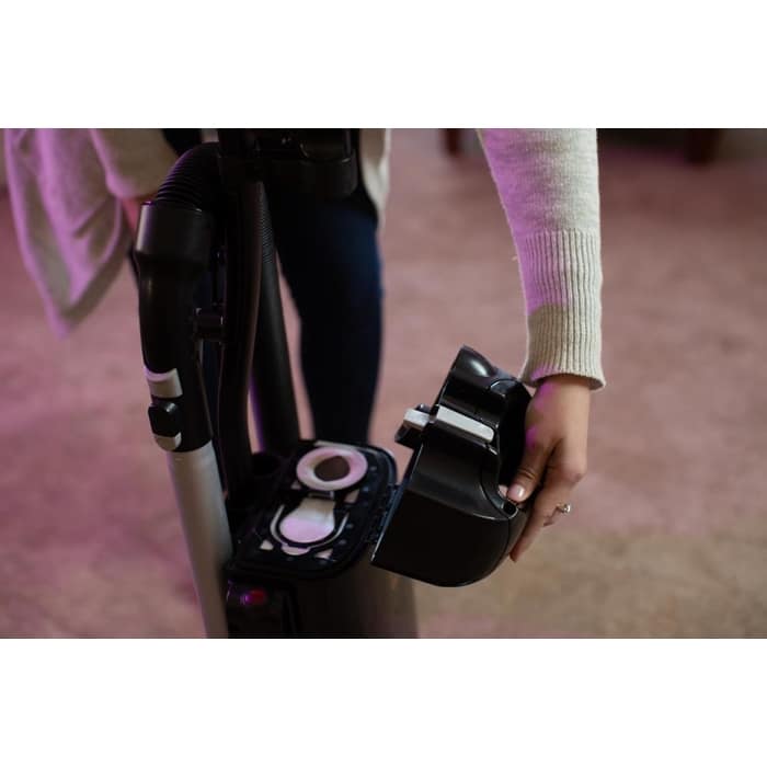 R25 Premium Pet Upright Vacuum