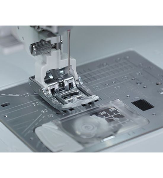 Janome Skyline S7 — Pre-Loved OPEN BOX