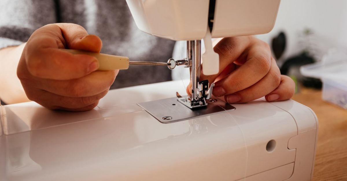8 Common Sewing Machine Issues and Fixes