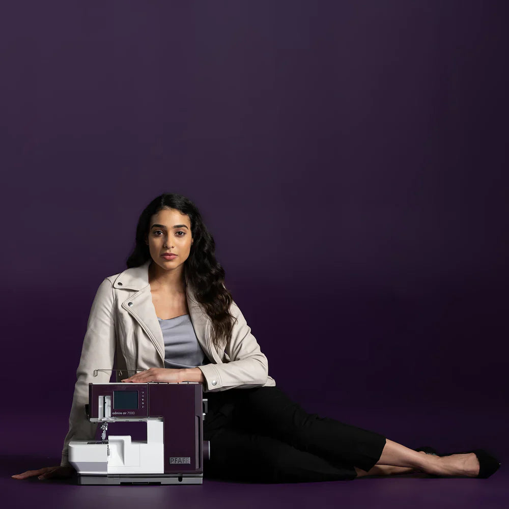 Refurbished PFAFF® admire™ air 7000 Purple Coverlock Machine