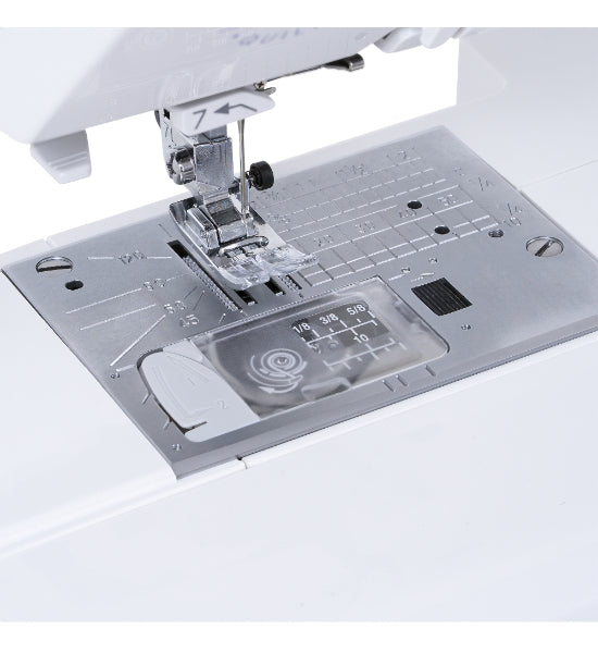 Janome 5300QDC Laundry Basket Quilts Sewing & Quilting Machine