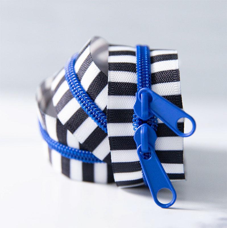 Black & White 30" Zipper B Ribo