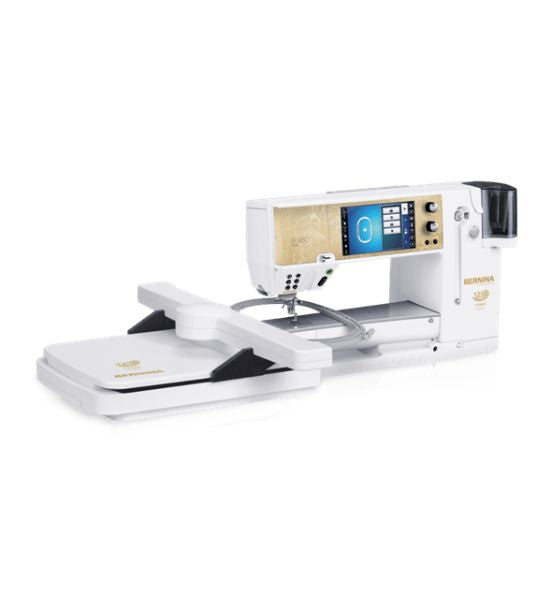 BERNINA 880 PLUS Anniversary Edition Pre-Loved