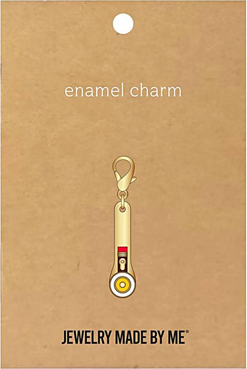 Charm Rotary Cutter Charm