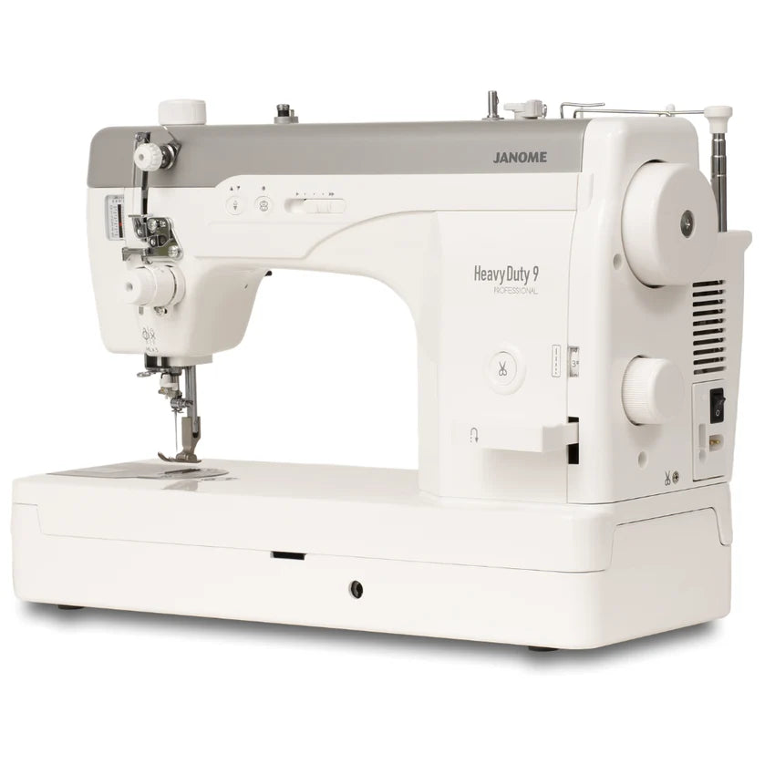 Janome HD9 V3