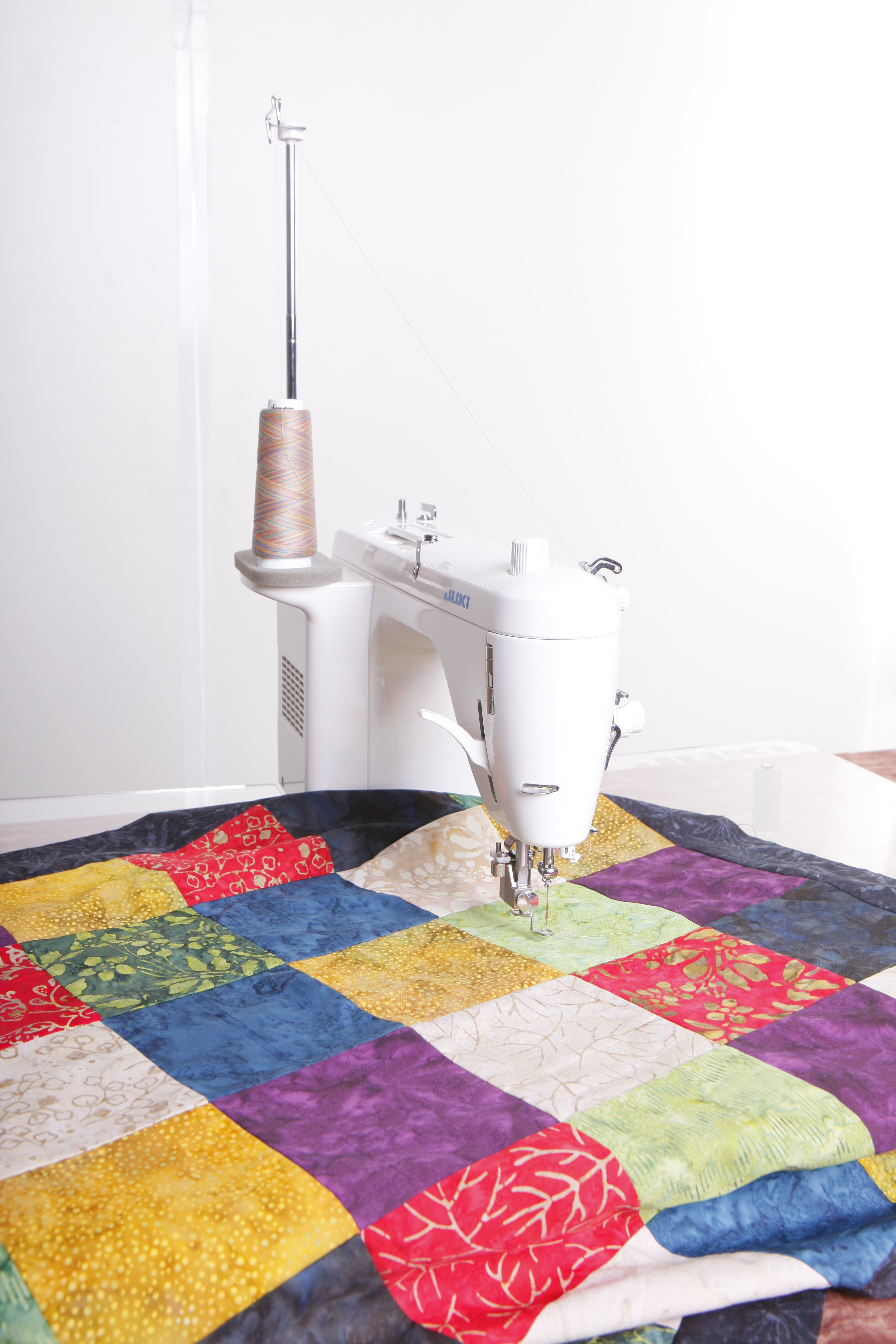 Juki TL-2010Q Sewing Machine Quilting