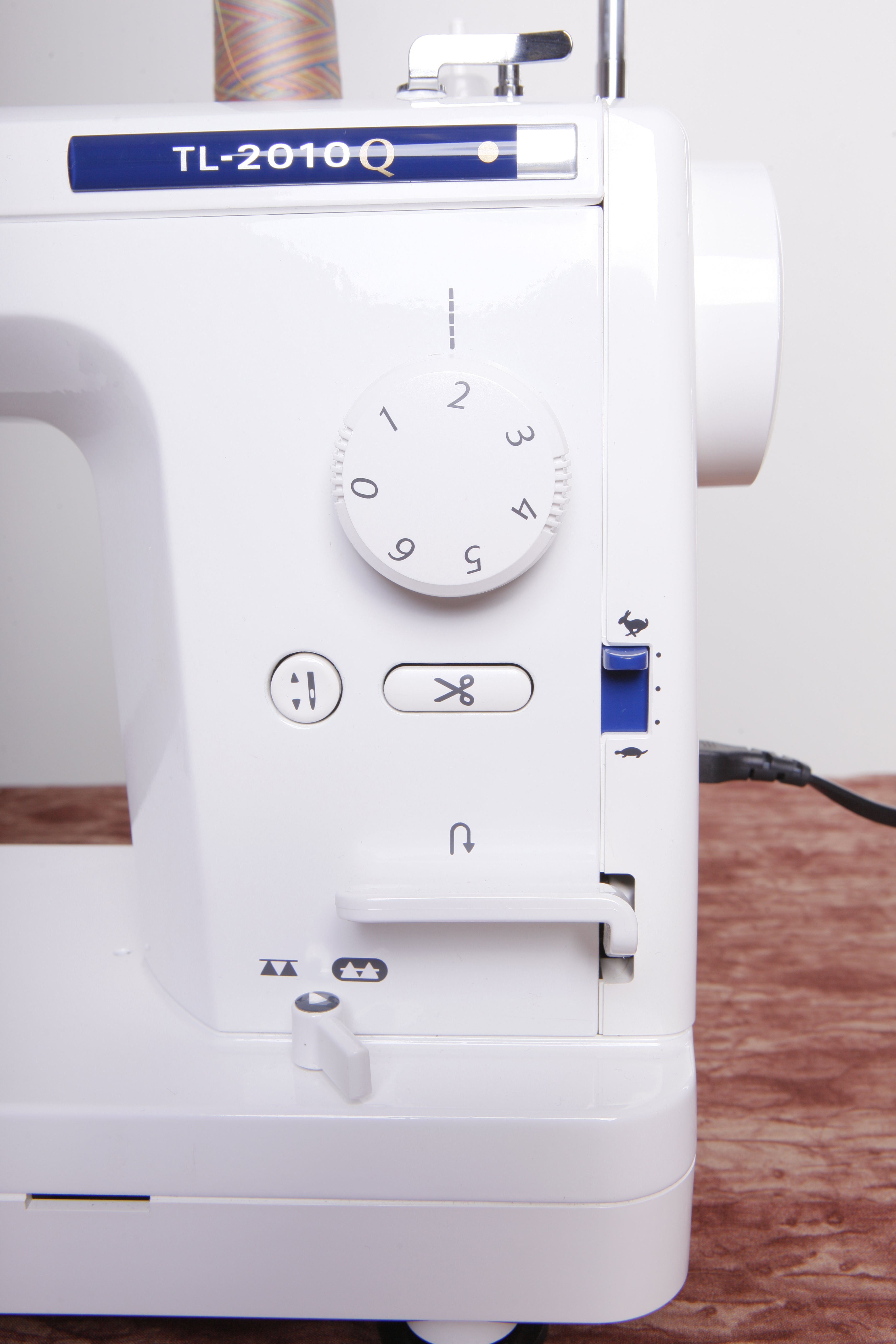 Juki TL-2010Q Sewing Machine Quilting