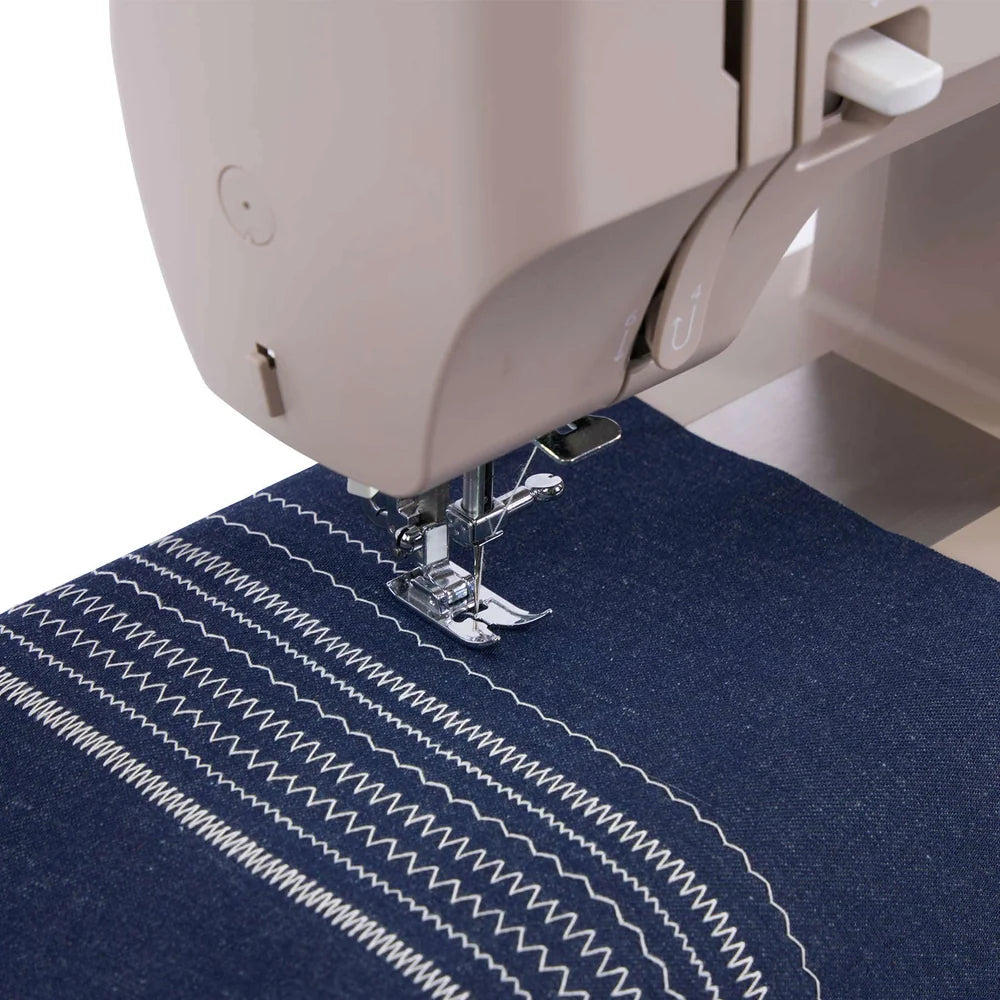 SINGER® Heavy Duty 4523™