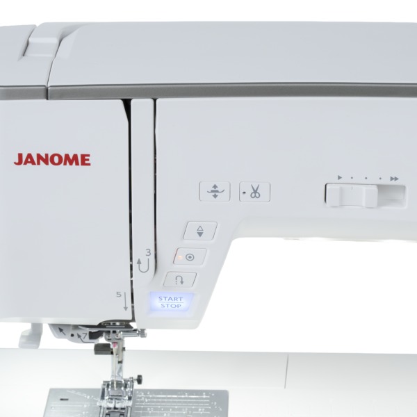Janome Skyline 8