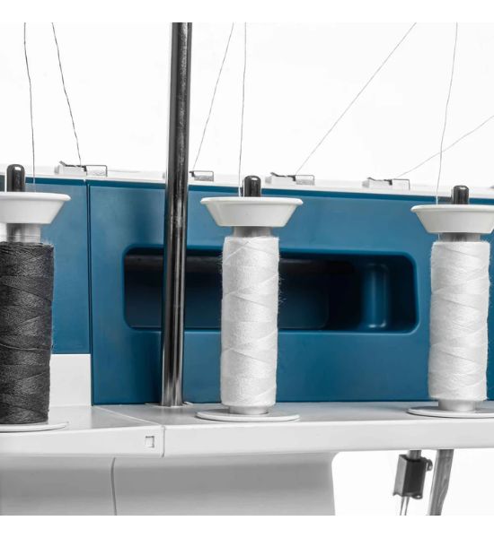 PFAFF® admire™ 1000 Overlock Machine