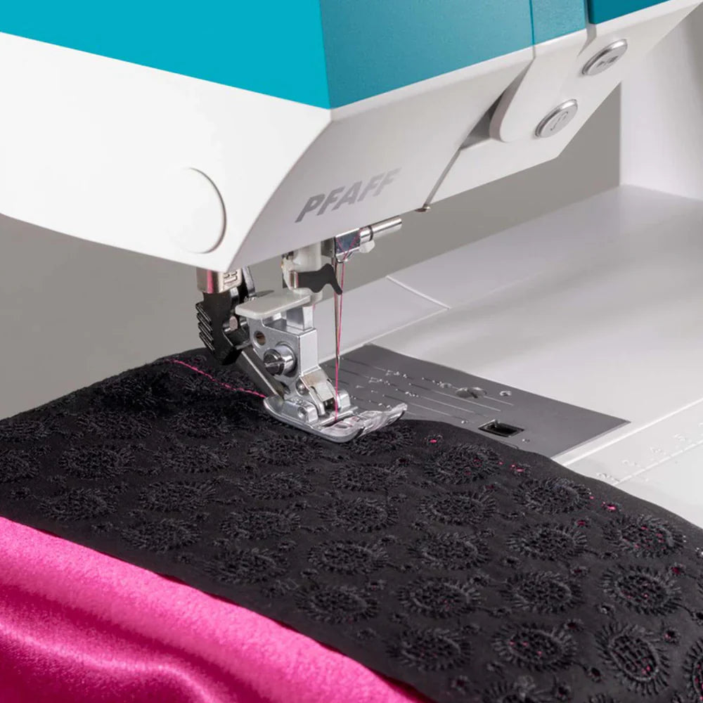 Refurbished PFAFF® ambition™ 620 Sewing Machine