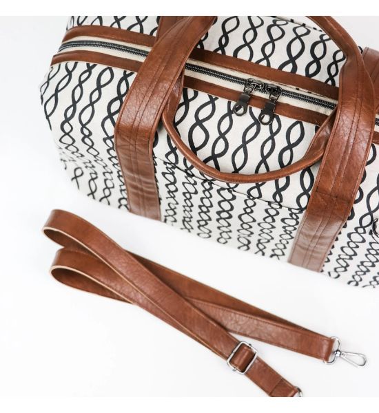 Casey Bag Pattern — Sallie Tomato (LST151)