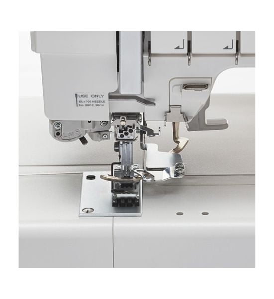 Elna eXtend covermax Coverstitch Machine