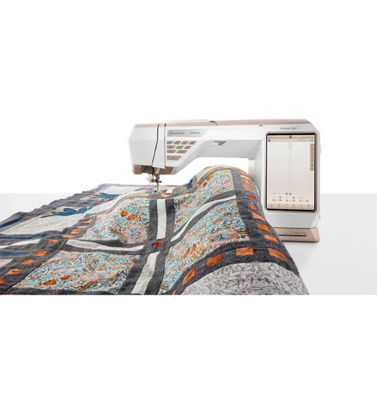 HUSQVARNA® VIKING® DESIGNER EPIC™ 3 — Sewing & Embroidery Machine