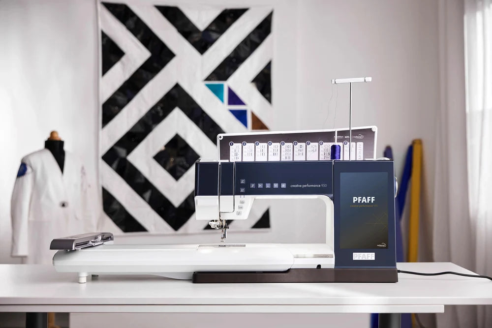 PFAFF® creative performance™ 950 Embroidery Unit
