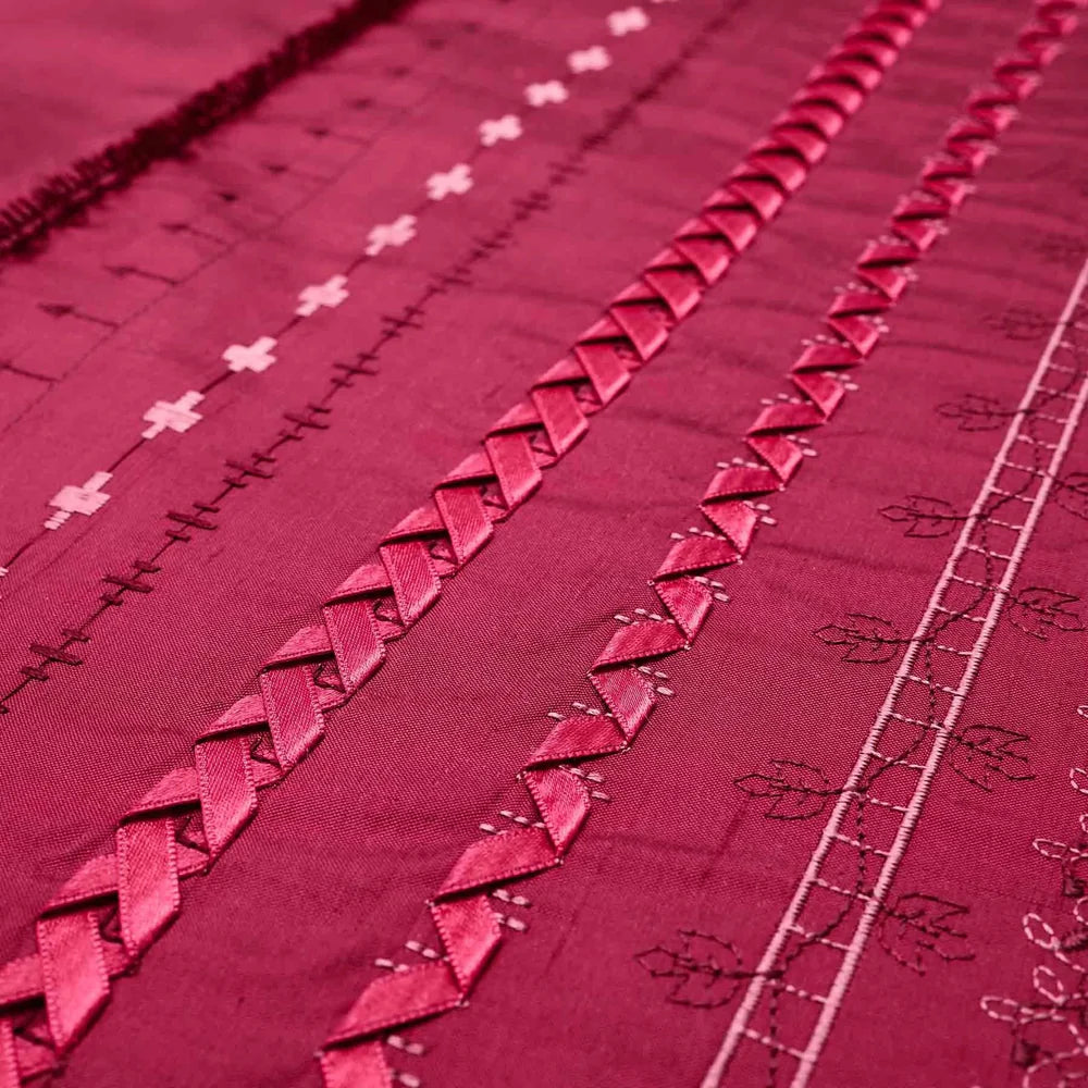 PFAFF® creative expression™ 750 Sewing and Embroidery Machine