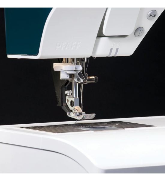 Refurbished PFAFF® performance icon™ Sewing Machine