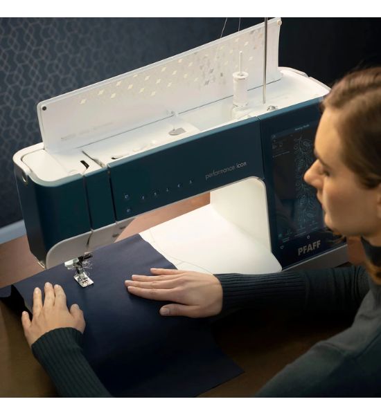 Refurbished PFAFF® performance icon™ Sewing Machine
