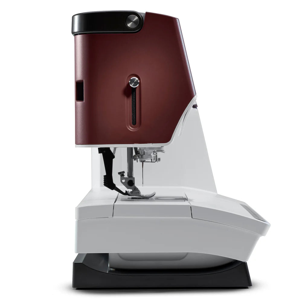 PFAFF® quilt expression™ 725 Sewing Machine